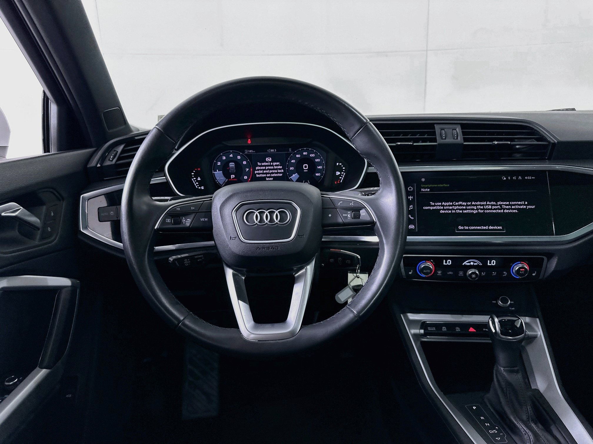 Used 2025 Audi Q3 2.0T Premium AWD/4WD image 17