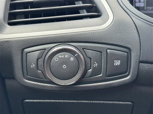 Used 2022 Ford Edge SEL image 35