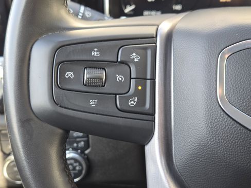 Used 2024 GMC Sierra 1500 SLT image 31