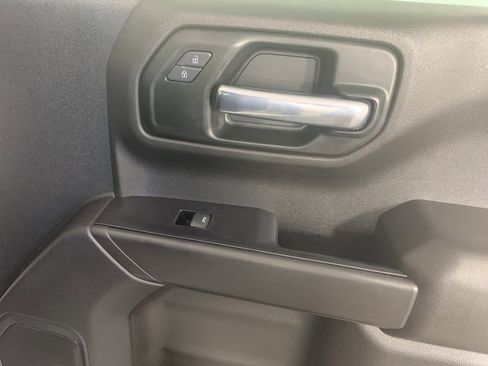 Used 2021 Chevrolet Silverado 1500 Custom image 39