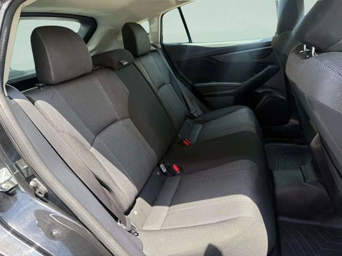 Used 2019 Subaru Impreza 2.0i Premium image 12