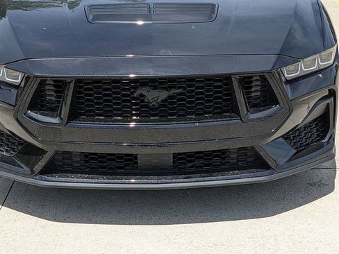 Used 2025 Ford Mustang GT RWD image 9