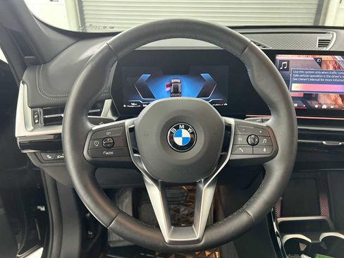 Used 2025 BMW X1 xDrive28i w/ Convenience Package image 11