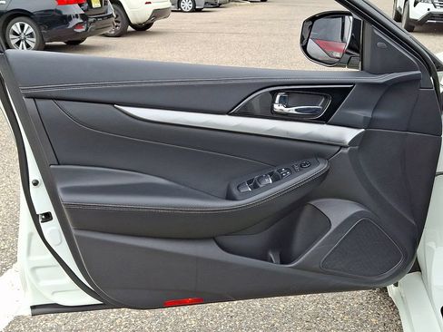 Used 2023 Nissan Maxima SV w/ Floor Mat Group FWD image 14