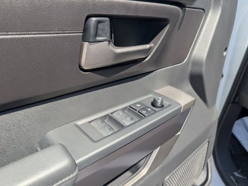 New 2026 Toyota Tundra SR5 AWD/4WD image 9