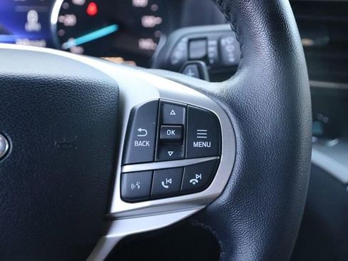 Used 2021 Ford Explorer XLT w/ Equipment Group 202A image 14