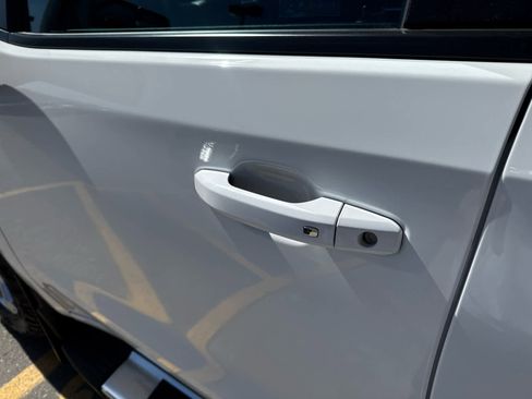 Used 2024 Chevrolet Silverado 1500 LT w/ Z71 Off-Road Package image 33