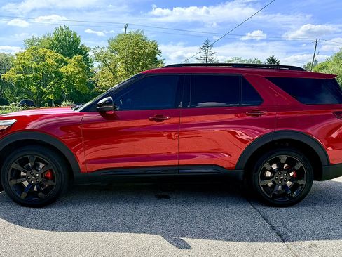 Used 2020 Ford Explorer ST w/ ST Street Pack AWD/4WD image 7