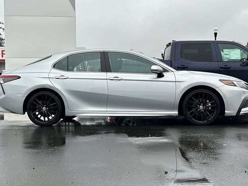 Used 2023 Toyota Camry XSE w/ Navigation Package image 3