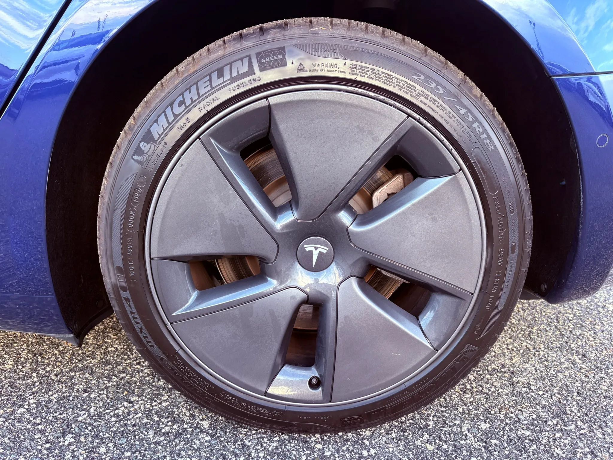 Used 2022 Tesla Model 3 Long Range AWD/4WD image 31