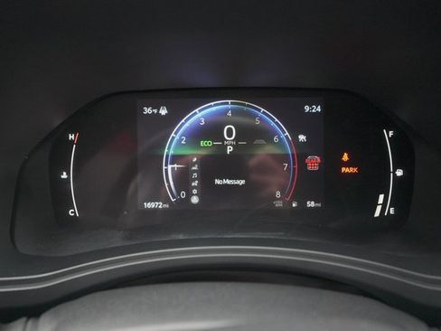 Used 2024 Toyota Grand Highlander XLE image 28