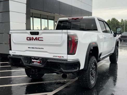 Used 2026 GMC Sierra 2500 AT4X AWD/4WD image 4