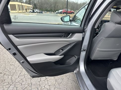 Used 2020 Honda Accord EX image 20