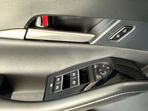 Certified 2025 MAZDA CX-30 AWD 2.5 S w/ Select Sport Pkg image 11