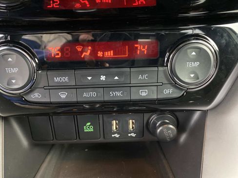 Used 2024 Mitsubishi Eclipse Cross SE image 15