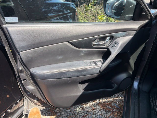 Used 2014 Nissan Rogue SL w/ SL Premium Package FWD image 13