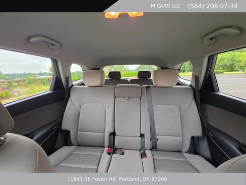 Used 2016 Hyundai Santa Fe SE AWD/4WD image 25