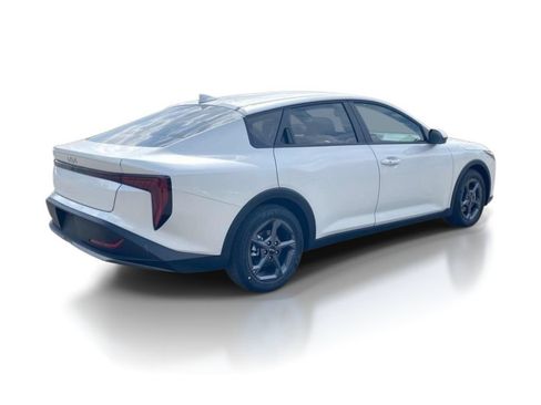 New 2026 Kia K4 FWD image 7
