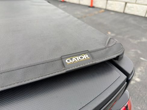 Used 2023 Toyota Tundra Platinum image 33