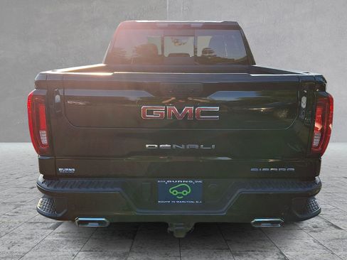 Certified 2021 GMC Sierra 1500 Denali w/ Denali Ultimate Package AWD/4WD image 5