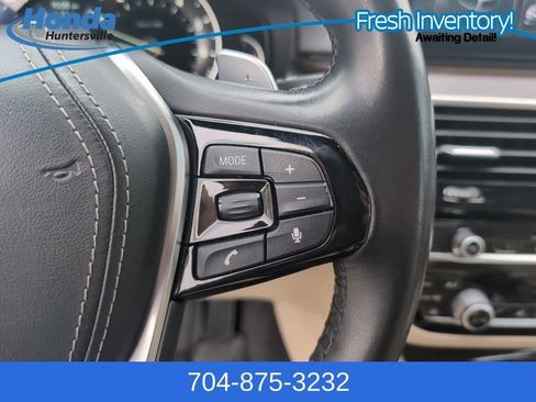 Used 2019 BMW 530i w/ Convenience Package image 22