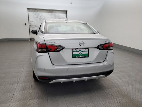Used 2023 Nissan Versa SV FWD image 6