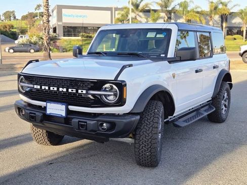 New 2025 Ford Bronco Badlands AWD/4WD image 10