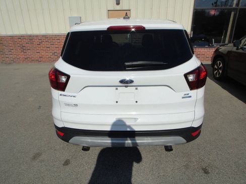 Used 2019 Ford Escape SE AWD/4WD image 5