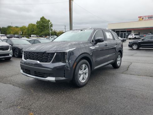 New 2026 Kia Sorento LX image 3