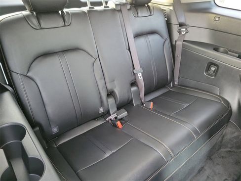 Certified 2024 MAZDA CX-90 Plug-In Hybrid w/ Premium Pkg image 26