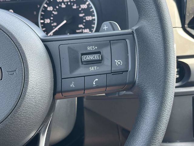 Used 2025 Nissan Pathfinder S FWD image 27