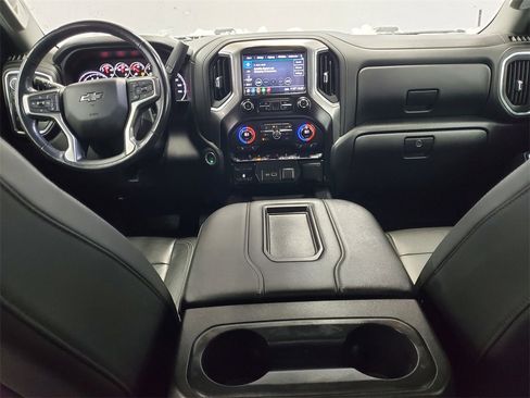 Used 2020 Chevrolet Silverado 1500 LT Trail Boss w/ Midnight Edition image 5