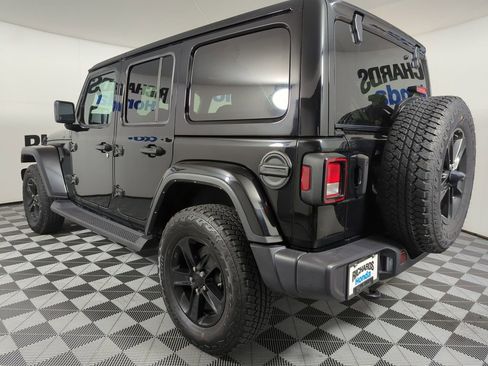Used 2023 Jeep Wrangler Altitude image 2