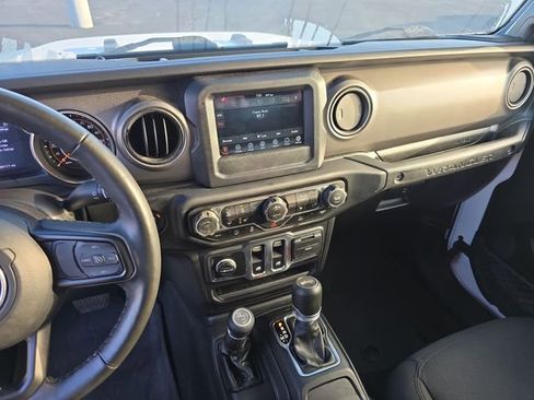 Used 2023 Jeep Wrangler Sport AWD/4WD image 19