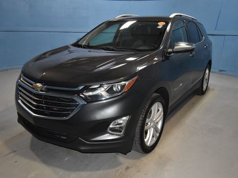 Used 2018 Chevrolet Equinox Premier image 25