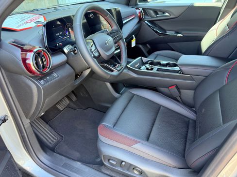 New 2026 Chevrolet Equinox RS w/ Convenience Package III FWD image 10