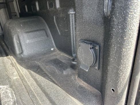 Used 2019 Chevrolet Silverado 1500 High Country w/ Technology Package image 66