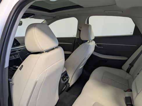 Used 2022 Hyundai Sonata SEL w/ Convenience Package image 31