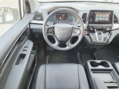 Used 2023 Honda Odyssey Touring image 8