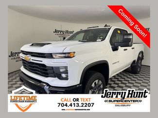 Used 2024 Chevrolet Silverado 2500 Custom w/ Custom Value Package AWD/4WD video 1