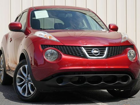 Used 2013 Nissan Juke SV w/ Sport Pkg AWD/4WD image 2