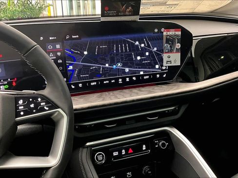 Used 2025 Audi Q5 Premium Plus image 7