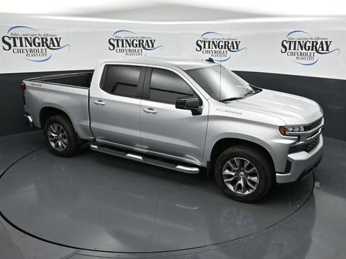 Used 2021 Chevrolet Silverado 1500 RST w/ Convenience Package II AWD/4WD image 18