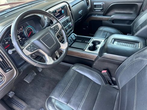 Used 2017 GMC Sierra 1500 Denali w/ Denali Ultimate Package AWD/4WD image 10
