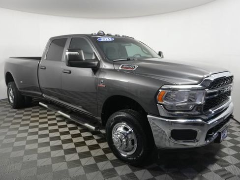 Used 2024 RAM 3500 Tradesman w/ Chrome Appearance Group AWD/4WD image 1