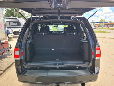 Used 2017 Lincoln Navigator Reserve AWD/4WD image 51
