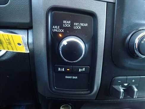 Used 2016 RAM 2500 Power Wagon Tradesman AWD/4WD image 18