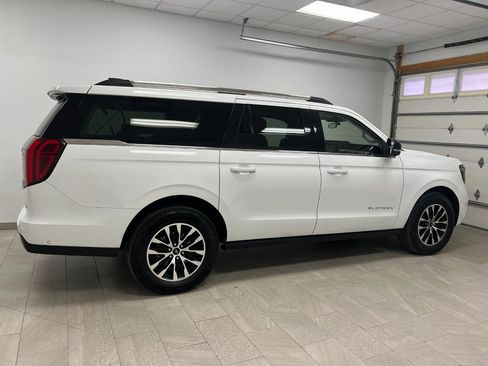 Used 2025 Ford Expedition Max Platinum AWD/4WD image 14