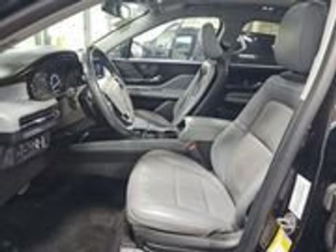 Used 2022 Lincoln Corsair AWD w/ Premium Package image 9