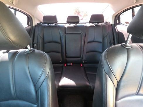 Used 2018 MAZDA MAZDA3 Touring image 22